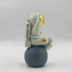 Figurine Astronaut Statue Spaceman Décor,Sculptures Home Décor,Shelf Decoration,Desk Decor,Cute Space Figure Ornament (Gold/White Big Astronaut Statue)