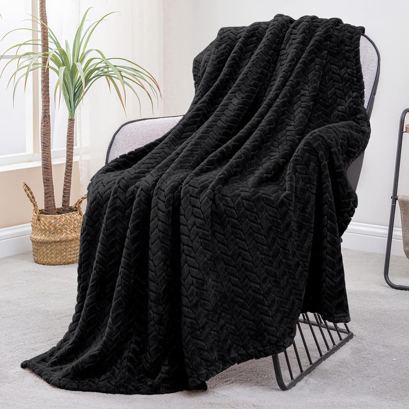 Large Flannel Fleece Throw Blanket, 50X70 Inches Soft Jacquard Weave Leaves Pattern Blanket For Couch, Cozy, Warm, Lightweight And Decorative Black Blanket